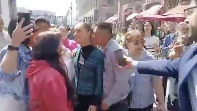 Meksika Devlet Başkanı'ndan kendisini taciz eden şahıs hakkında suç duyurusu