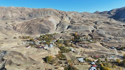 Hakkari'de herkesin soyadının aynı olduğu köyde 'lakap' kullanılıyor