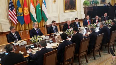 Kazakistan İsrail ile normalleşme anlaşması imzaladı: Tokayev, Trump'ı övdü