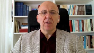 Profesör Ahmet Uysal'dan Atatürk paylaşımı: Tepki çekince apar topar sildi