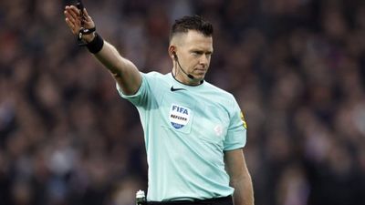 Alman efsaneden Viktoria Plzen-Fenerbahçe maçının hakemine tepki