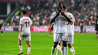 Samsunspor, UEFA Konferans Ligi'ne damga vuruyor!