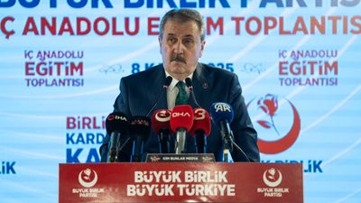 Mustafa Destici: İsrail soykırım suçunu yalnız işlemedi