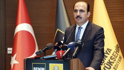 Uğur İbrahim Altay'dan yatırımlara sürekli muhalefet edenlere sert cevap