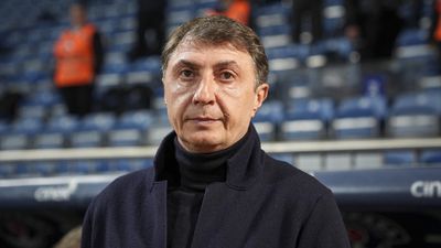 Şota Arveladze: İkinci yarıda 5 dakikada maçı kaybettik