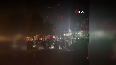 İstanbul'da alkollü grup ortalığı birbirine kattı