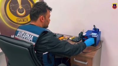 8 ilde siber dolandırıcılık operasyonu: 8 tutuklama