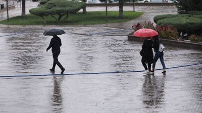Türkiye'yi yağışlı günler bekliyor: Sıcaklık mevsim normellerinde