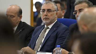 Vedat Işıkhan'dan asgari ücret açıklaması: Komisyon aralık ayında toplanacak