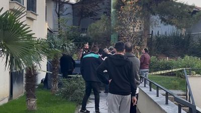 Bursa'da hava almak için çıktığı pencereden düşen kişi öldü