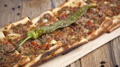 Konya’nın meşhur etliekmeğinde hile: İki lokanta ifşa edildi