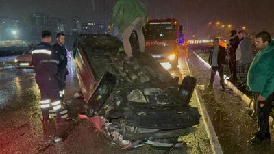 Samsun'da kazada araç hurdaya döndü: Yara bile almadılar