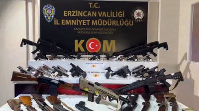 Erzincan merkezli 35 ilde gerçekleştirilen silah ticareti operasyonunda 9 kişi tutuklandı