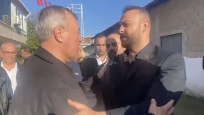 Şehit babası MHP'li başkana sarılıp 'Beni Devlet Bahçeli'ye götürün' dedi