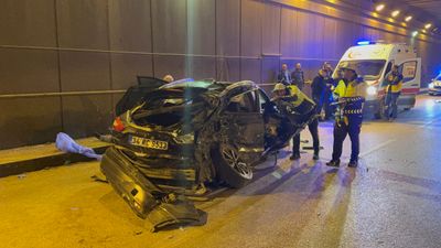 Adana'da cip, hafif ticari araçla çarpıştı: 2 ölü 1 yaralı