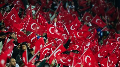 A Milli Futbol Takımı'na Bursa'da büyük destek