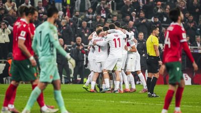 Bulgar basını: Türkler bize acıdı