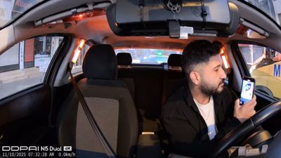 İstanbul'da taksiciyle motosikletli arasında şerit tartışması: Üstüme yürüdü