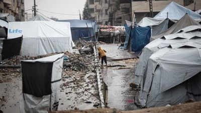 Gazze'deki Sağlık Bakanlığı, tıbbi yardım çadırlarının sular altından kaldığını açıkladı