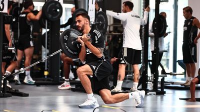 Beşiktaş'ta günün ilk idmanı gerçekleşti