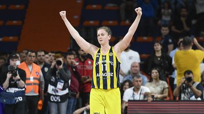 Fenerbahçeli Emma Meesseman, ülkesinde onurlandırıldı