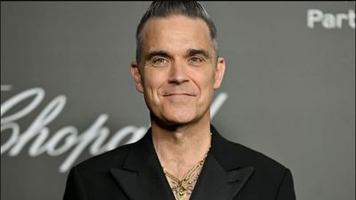 Robbie Williams'tan kötü haber! Zayıflama iğnesi yüzünden kör kalabilir