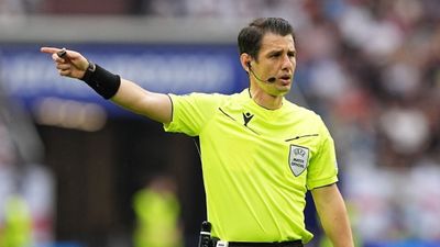 Halil Umut Meler, Karadağ - Hırvatistan maçında düdük çalacak