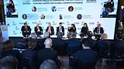 AB Komisyonu: Türkiye ekonomisi dirençli kalmaya devam edecek