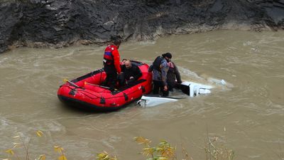 Hakkari’de pikap Zap Suyu’na düştü: 2 ölü 2 yaralı