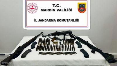 Mardin'de gerçekleştirilen operasyonda çok sayıda kaçak silah ve mühimmat ele geçirildi