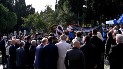 Naim Süleymanoğlu kabri başında anıldı