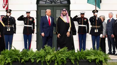 Donald Trump'tan Prens Selman'a görkemli karşılama