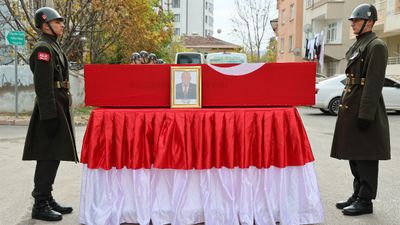 Kore gazisi Kamil Kaya, Elazığ'da düzenlenen törenle son yolculuğuna uğurlandı