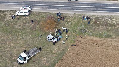 Kastamonu'da takla atan otomobildeki iki kardeş hayatını kaybetti