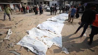 İsrail, ateşkese rağmen Gazze'yi vurdu