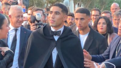 Hakimi, Afrika'da yılın futbolcusu seçildi: Törene scooter ile geldi