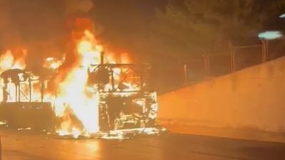 İstanbul'da İETT otobüsü alev topuna döndü