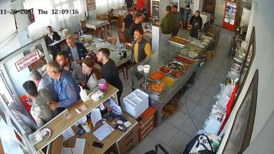 Osmaniye'de depreme lokantada yakalandılar