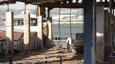 Kocaeli'de 7 kişiye mezar olan fabrikada yıkım çalışmaları başlatıldı