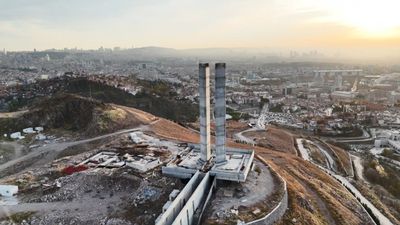 Ankara'da 2.2 milyar liralık anıt kaderine terk edildi