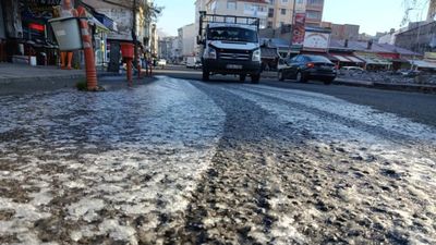 Kars'ta termometreler eksi 13'ü gösterdi