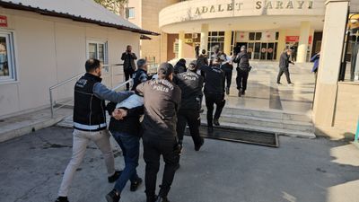 Şanlıurfa'da silahlı alacak kavgasında 6 şüpheli adliyede