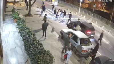 İstanbul'da işten çıkarılan genç kız sinir krizi geçirdi: Ortalık karıştı