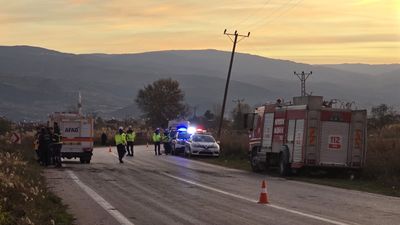 Tokat'ta otomobil, sazlık alana uçtu: 2 ölü, 1 yaralı