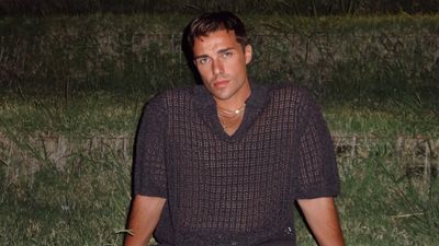 Cemal Can Canseven asker tıraşı oldu! Teslim olmak için gün sayıyor