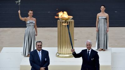 2026 Kış Olimpiyat Oyunları'nın meşalesi yakıldı