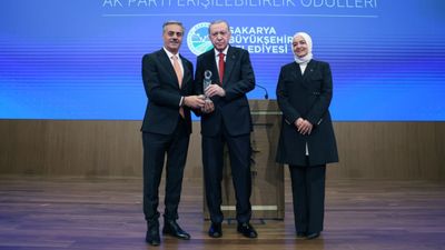 Sakarya’nın toplu taşımada engelleri kaldıran uygulamasına Cumhurbaşkanı Erdoğan’dan ödül