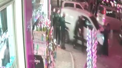 İstanbul'da polisten kaçan şahıslar yaşlı kadını ezdi