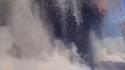 Hawaii'deki Kilauea Yanardağı yeniden lav püskürttü