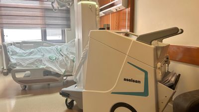 Ankara'da yerli mobil dijital röntgen cihazı hizmete sunuldu